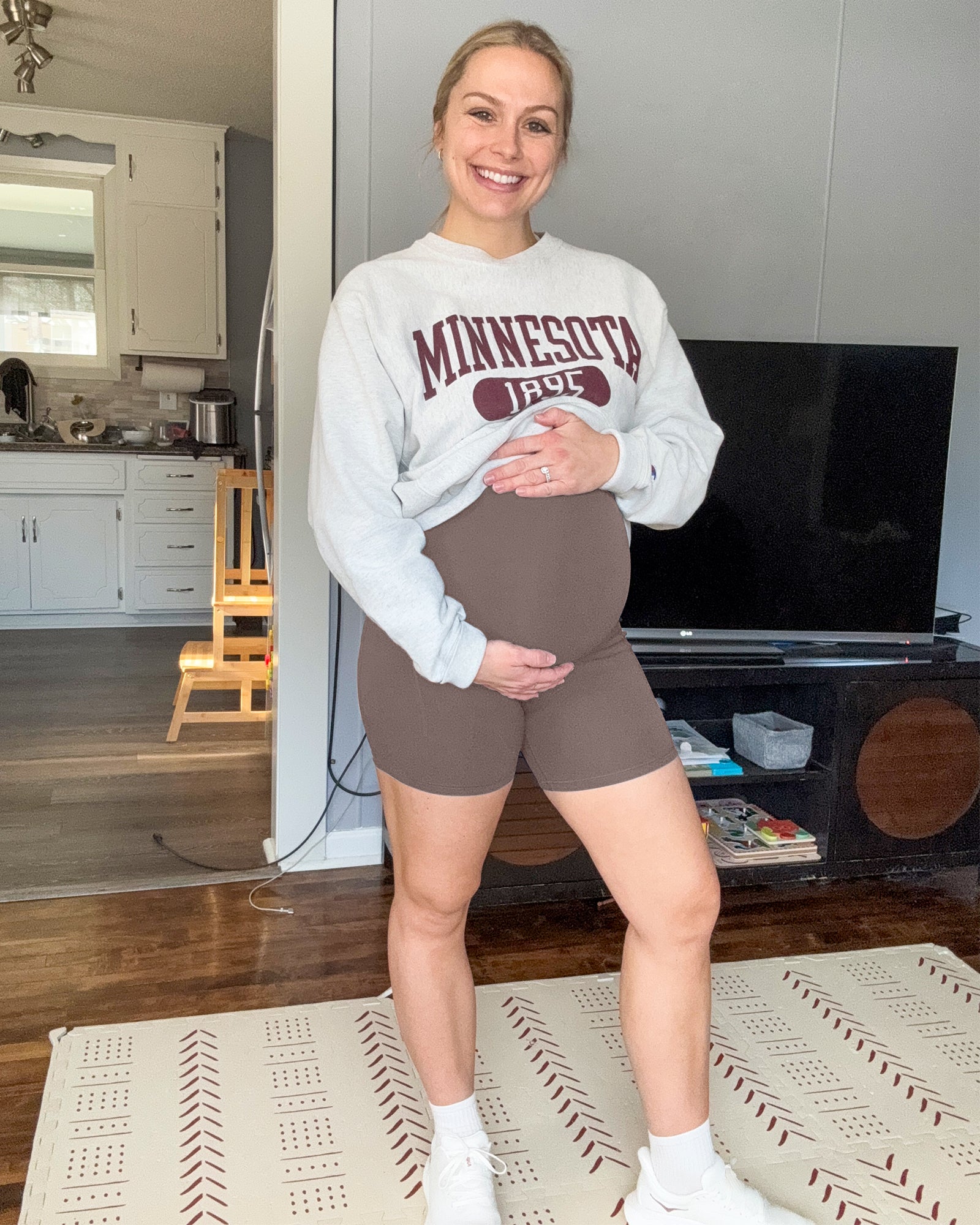 G4Free Activewear - BareFeel Maternity Athletic Legging Shorts 5'' -GF25AY336AA-S-GF25AY336AB-M-GF25AY336AC-L-GF25AY336AD-XL-GF25AY336AE-XXL