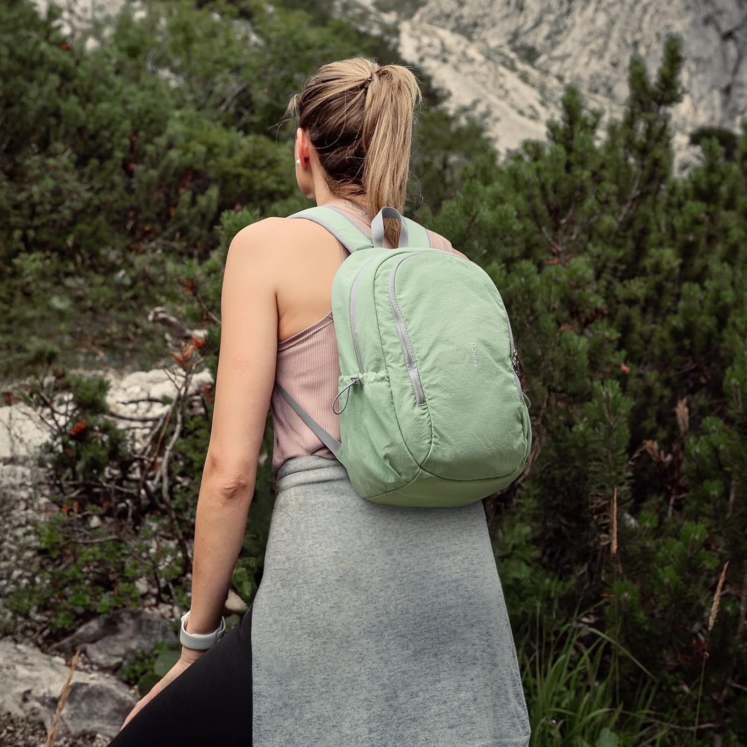 G4Free - G4Free 15L Water-Resistant Hiking Backpack Adjustable Chest Strap -TN25B521C-TN25B521B-TN25B521A