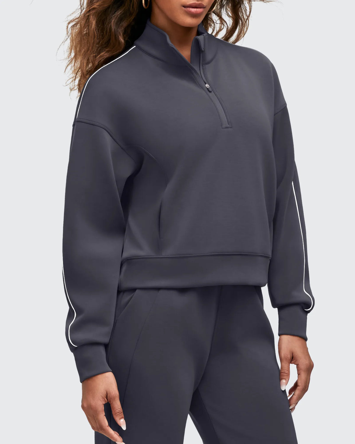 G4Free - Smoofit Half-Zip White Piping Mock Neck Pullover Sweatshirts -GF25F557EF-XS